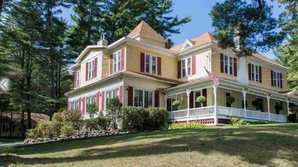 New-York bed and breakfast inn for sale - Lamplight Inn Bed & Breakfast (For Sale by Innkeepers)
