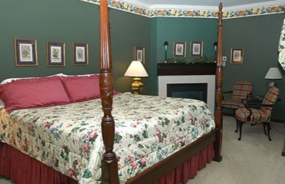 Inn at Aberdeen in Valparaiso Inn at Aberdeen For Sale