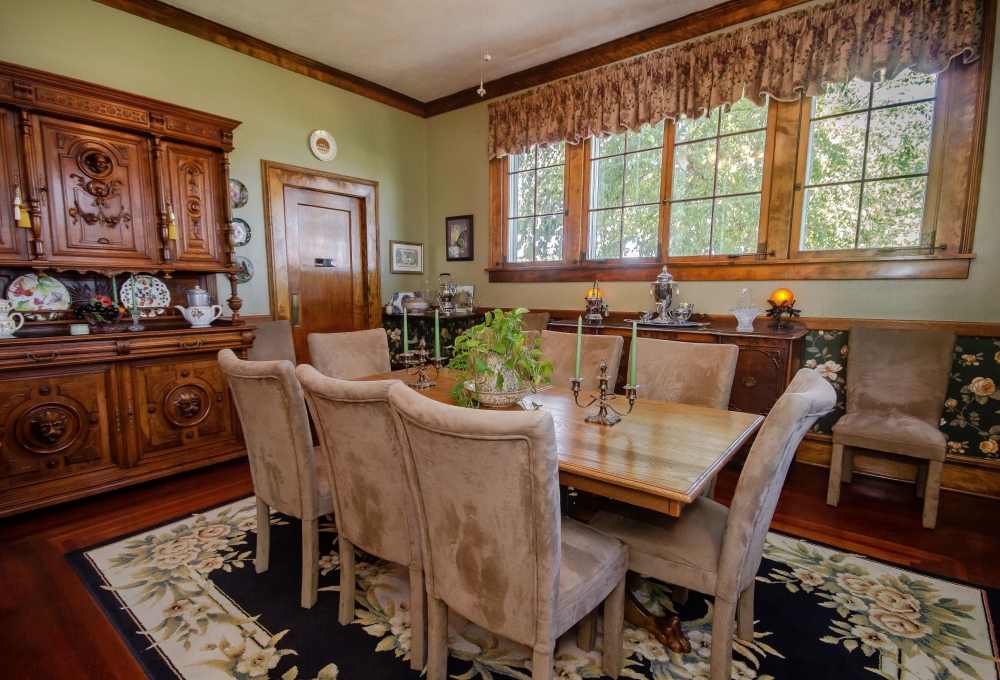 The Dickey House Bed and Breakfast in Marshfield The Dickey House Bed