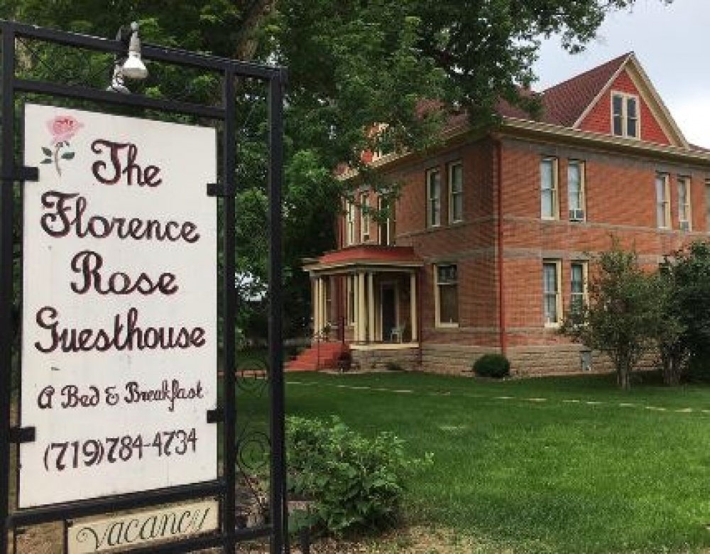 Colorado bed and breakfast inn for sale - Florence Rose Guesthouse