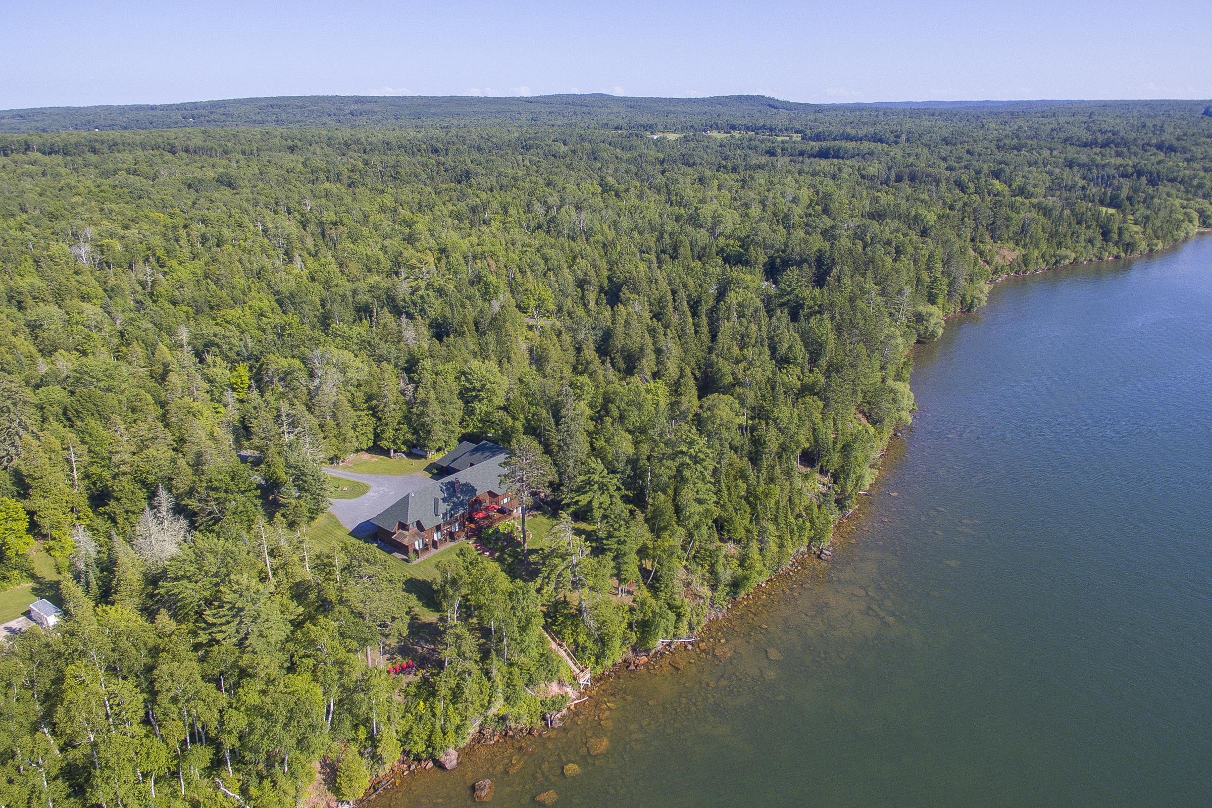 Wisconsin bed and breakfast inn for sale - Siskiwit Bay Lodge
