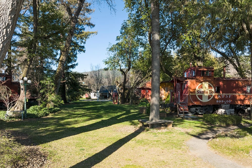 Featherbed Railroad Bed and Breakfast in Upper Lake Featherbed