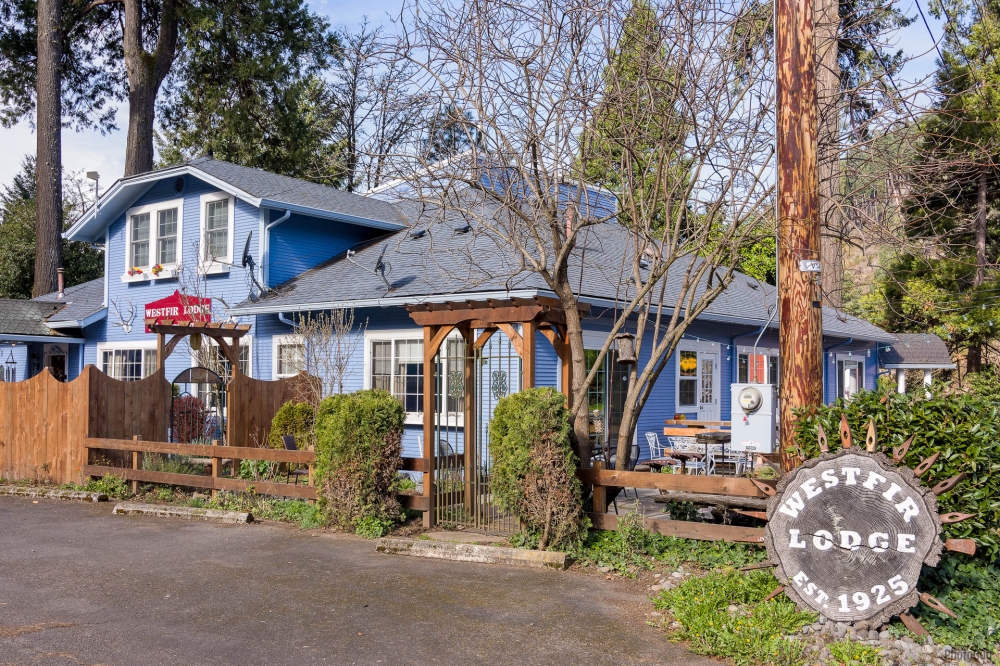 Westfir Lodge, A Bed & Breakfast Westfir Lodge, A Bed & Breakfast