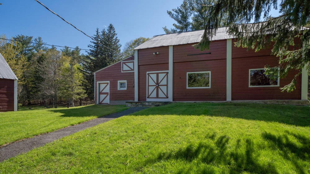 Clear Brook Farm in Cairo Clear Brook Farm For Sale