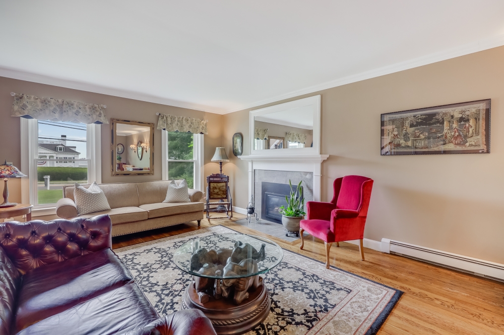 Above the Bay at Thornton Adams in Plymouth Above the Bay at Thornton