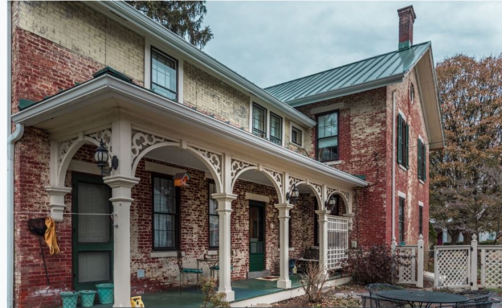 Gasche House in Wooster Gasche House For Sale